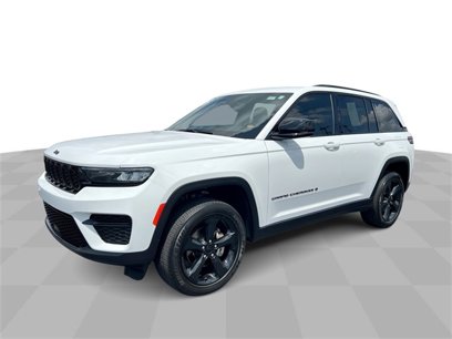Used 2023 Jeep Grand Cherokee Altitude