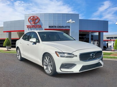 Used 2021 Volvo S60 T5 Momentum w/ Premium Package