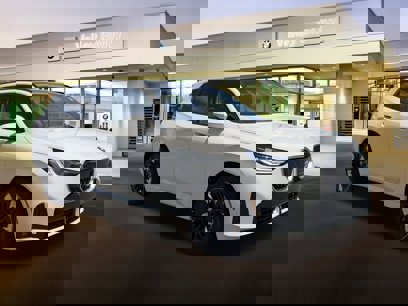New 2025 BMW X3 xDrive30i w/ Premium Package