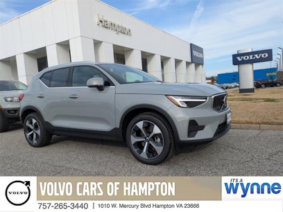 New 2025 Volvo XC40 B5 Core w/ Protection Package Premier