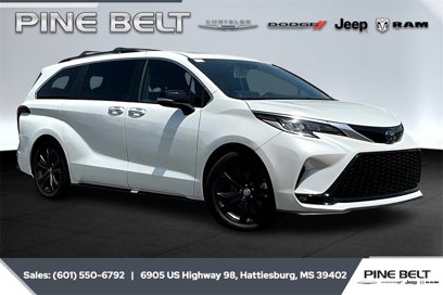 Used 2023 Toyota Sienna XSE