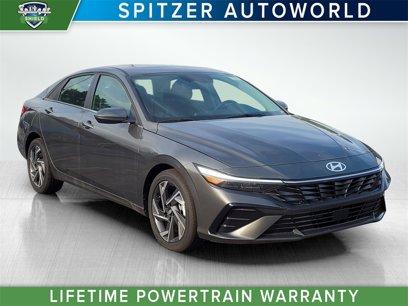New 2025 Hyundai Elantra SEL