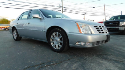 Used 2009 Cadillac DTS w/ Trunk Convenience Package