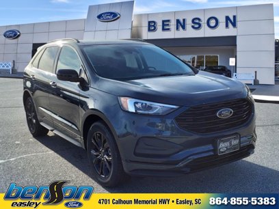 New 2024 Ford Edge SE w/ Black Appearance Package