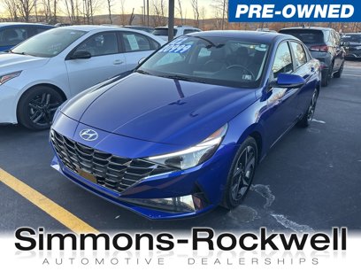 Used 2022 Hyundai Elantra Limited w/ Cargo Package