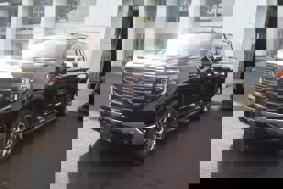 Used 2022 GMC Sierra 1500 SLT w/ SLT Premium Plus Package