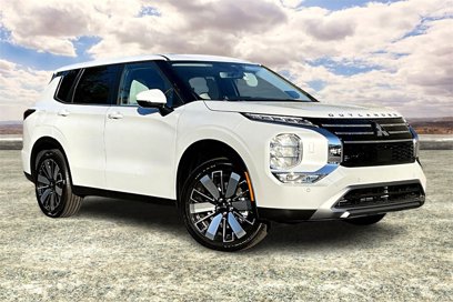 New 2025 Mitsubishi Outlander SE