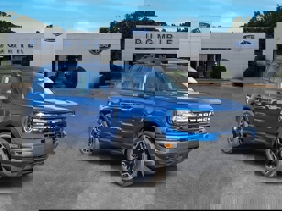 New 2024 Ford Bronco Sport Outer Banks w/ Tech Package