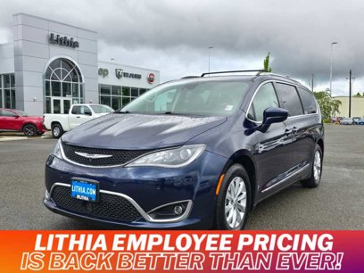 Used 2018 Chrysler Pacifica Touring-L Plus w/ Advanced Safetytec Group