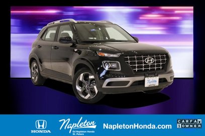 Used 2023 Hyundai Venue SEL