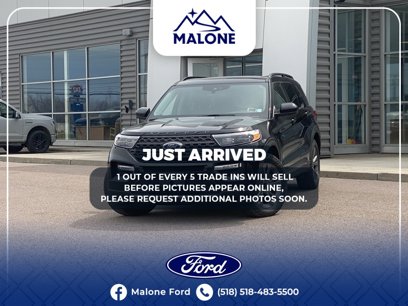 Certified 2022 Ford Explorer XLT w/ Equipment Group 202A