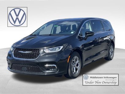 Used 2024 Chrysler Pacifica Limited