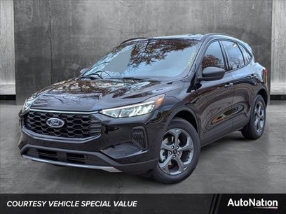 New 2025 Ford Escape ST-Line w/ Cold Weather Package