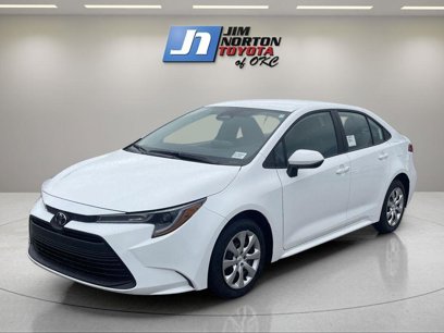 New 2025 Toyota Corolla LE