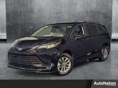 Used 2024 Toyota Sienna XLE