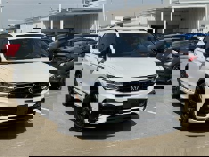 Used 2024 Volkswagen Tiguan SE R-Line