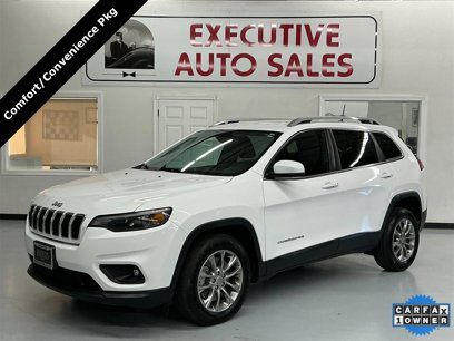 Used 2019 Jeep Cherokee Latitude Plus w/ Comfort/Convenience Group