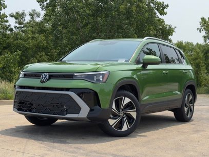 New 2025 Volkswagen Taos SE
