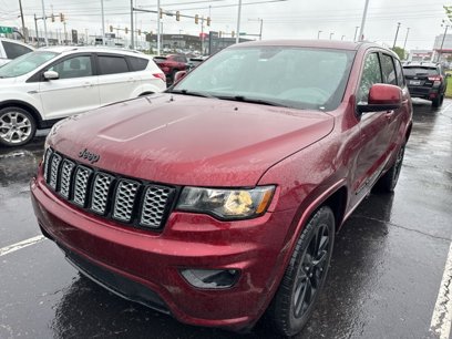 Used 2018 Jeep Grand Cherokee Altitude