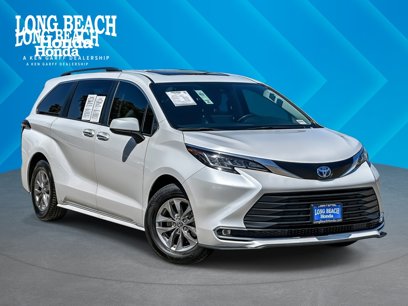 Used 2023 Toyota Sienna XLE