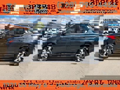 Used 2018 Chevrolet Traverse LT