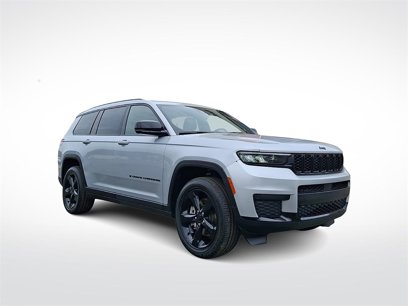 Used 2022 Jeep Grand Cherokee L Laredo