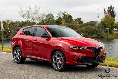 New 2025 Alfa Romeo Tonale Tributo Italiano