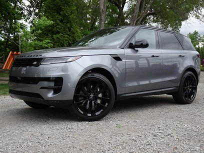 New 2025 Land Rover Range Rover Sport SE