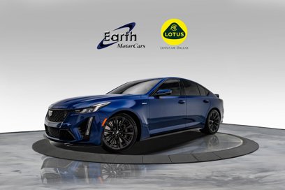 Used 2022 Cadillac CT5 V Blackwing w/ Carbon Fiber Package 2