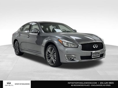 Used 2018 INFINITI Q70 Luxe