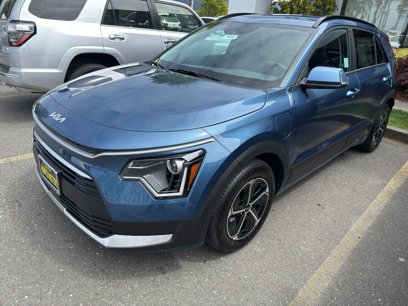 New 2025 Kia Niro EX