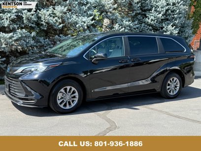 Used 2025 Toyota Sienna LE