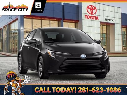 New 2025 Toyota Corolla LE