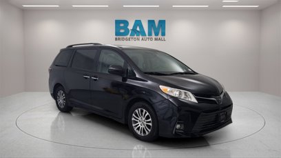Used 2020 Toyota Sienna XLE Premium