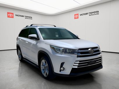 Used 2018 Toyota Highlander AWD V6