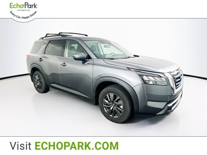 Used 2023 Nissan Pathfinder SV
