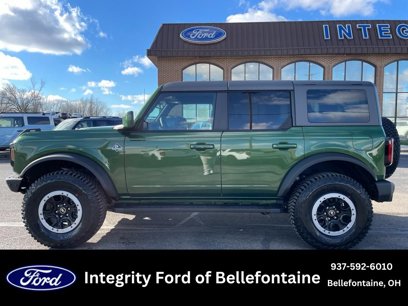New 2024 Ford Bronco Outer Banks w/ Sasquatch Package