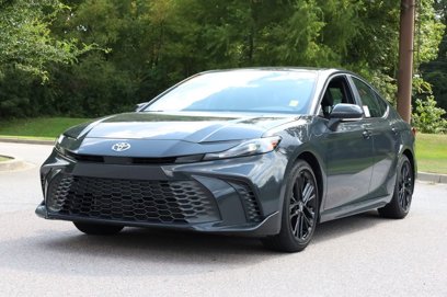 Used 2025 Toyota Camry SE