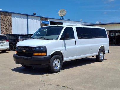 New 2025 Chevrolet Express 3500 LS