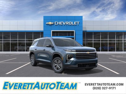 New 2025 Chevrolet Traverse LT w/ Driver Confidence Package