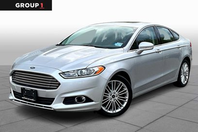 Used 2016 Ford Fusion SE w/ Equipment Group 202A