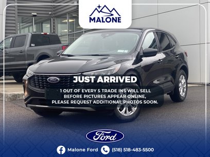 Used 2025 Ford Escape Active w/ Cold Weather Package