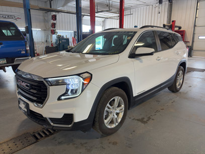 Used 2023 GMC Terrain SLE w/ Driver Convenience Package