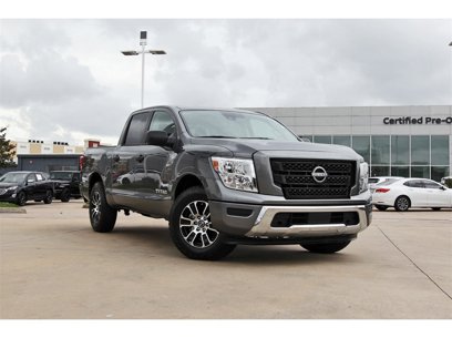 Certified 2023 Nissan Titan SV