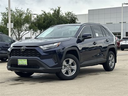 New 2025 Toyota RAV4 XLE w/ Convenience Package