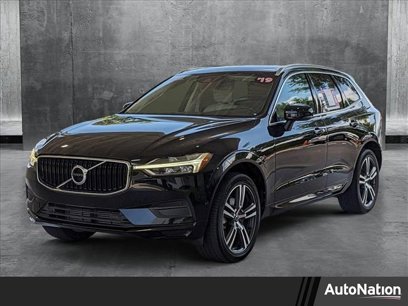 Used 2019 Volvo XC60 T5 Momentum w/ Premium Package