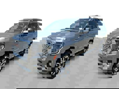 Used 2021 GMC Yukon Denali w/ Denali Premium Package