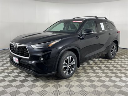 Used 2022 Toyota Highlander XLE