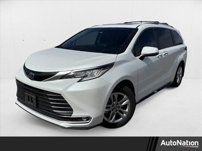 Used 2022 Toyota Sienna Limited