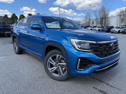 New 2024 Volkswagen Atlas Cross Sport SEL R-Line